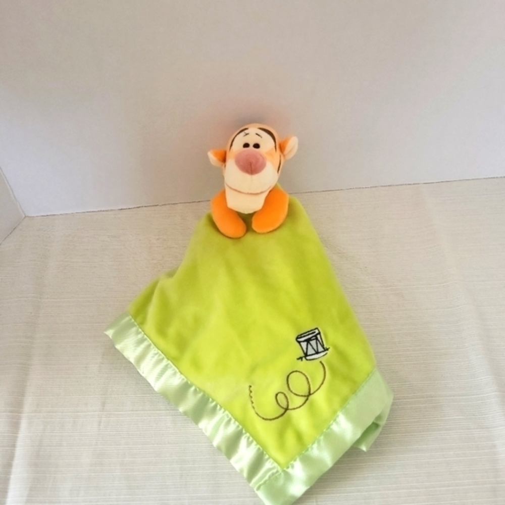 Disney Tigger plush security blanket
